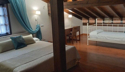 Quadruple Room, Hot Tub