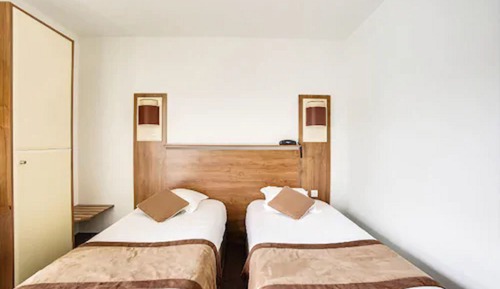 Standard Room, Multiple Beds