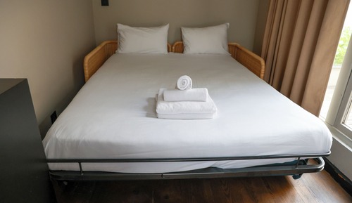 Family Room, 1 Queen Bed, Non Smoking, Mezzanine (Living Room;with Sofabed)
