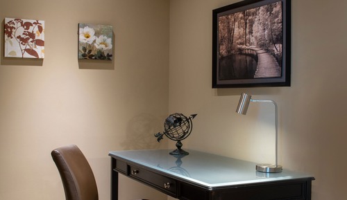 Traditional Room, 2 Queen Beds (Mobility/Hearing Access, Roll-In Shwr)