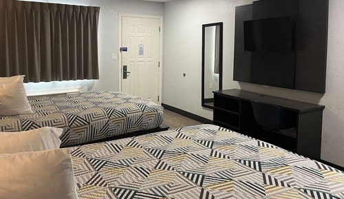 Standard Room, 2 Queen Beds, Non Smoking