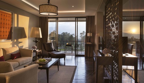 Deluxe Suite, Golf View