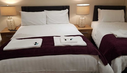 Triple Room, Ensuite