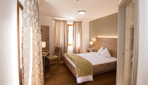 Double Room, Mountain View