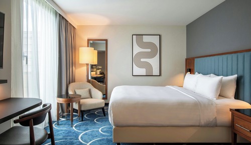 Superior Room, 1 King Bed, Terrace