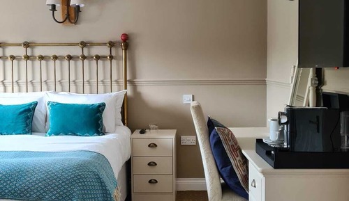 Double Room, Ensuite (Room 1)