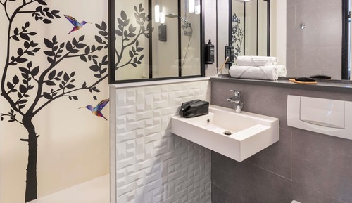 Standard Suite, Connecting Rooms