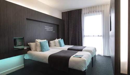 Standard Room, 2 Twin Beds, City View