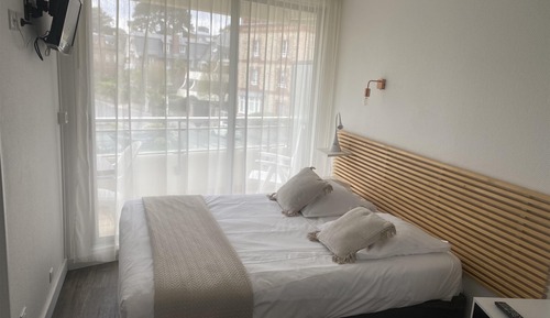 Standard Apartment, 1 Queen Bed, Non Smoking, Kitchen