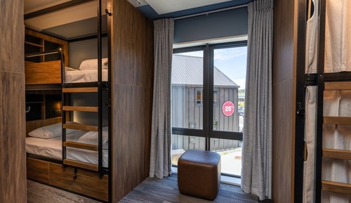 Bed in 8 Bed Dorm - Ensuite