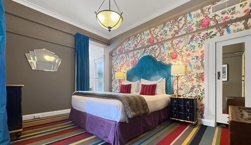 Premium Suite, 1 King Bed