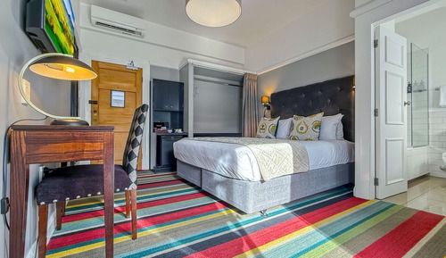 Superior Room, 1 King Bed