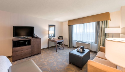 King bed with sofabed