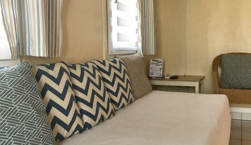 One Bedroom Duplex with Kitchenette with 1 Double and 1 Sofa Bed