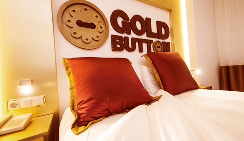 Standard Room, 1 Queen Bed