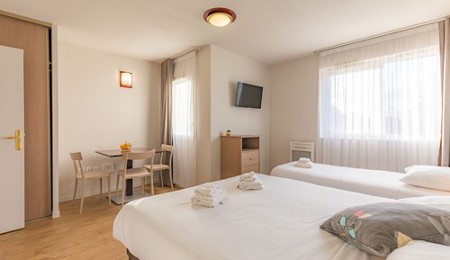 Superior Studio, Multiple Beds