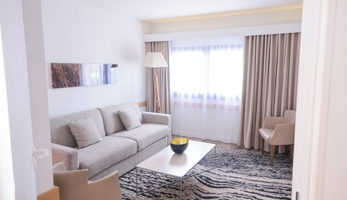 Superior Suite, Pool Access