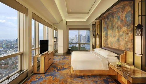 Suite, 1 King Bed