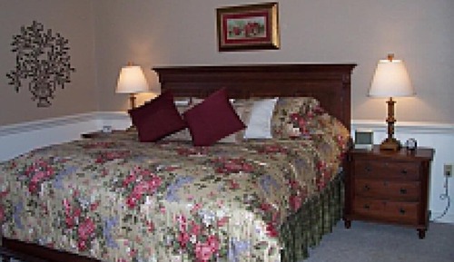 Standard Quadruple Room, Ensuite (Camelot King Suite 8)