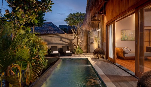 Hillside Pool Suite