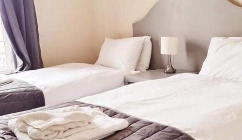 Standard Twin Room, Ensuite, Sea View