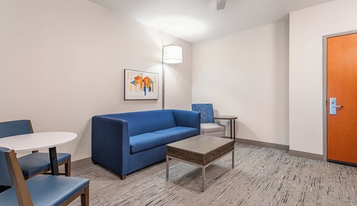 Suite, 1 King Bed, Jetted Tub