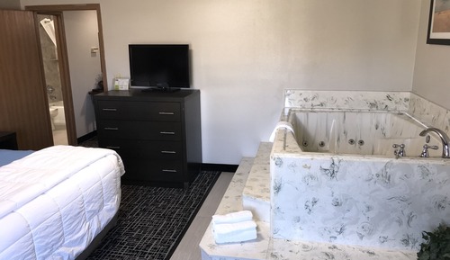 Suite, 1 King Bed, Non Smoking