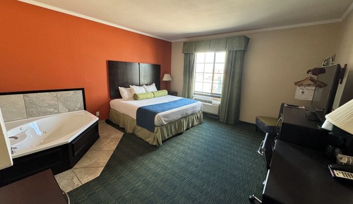 Deluxe Room, 1 King Bed