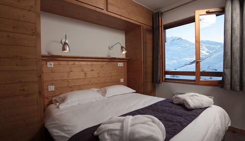 Suite, Village View (2 adults + 2 Children)