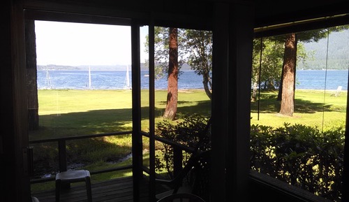 Fireplace Cabin #5, 2 Bdrm, Ktchn, Jetted Tub