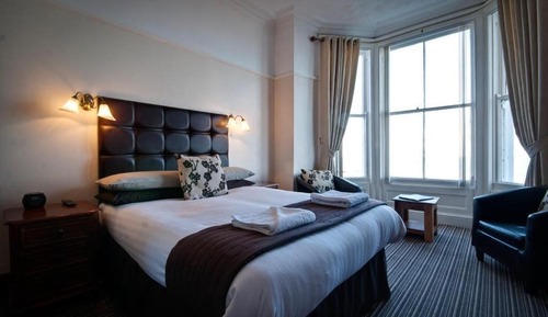 Comfort Room, 1 King Bed, Sea View