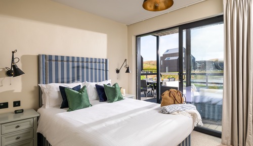 4 Berth Barnhouse Pet Free