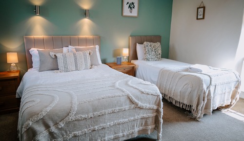 Triple Room, Ensuite (up to 3 Adults)