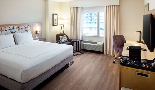 Elite Room, 1 King Bed, Non Smoking