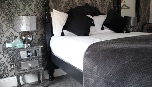 Suite, Ensuite (Master)