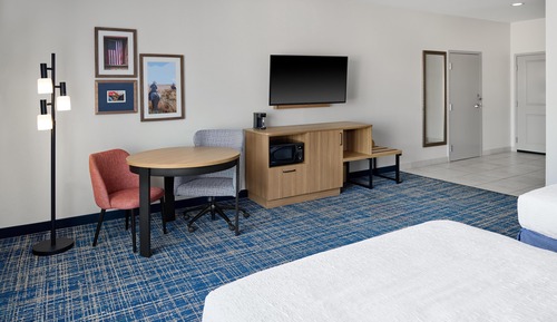Room, 2 Queen Beds, Accessible, Non Smoking