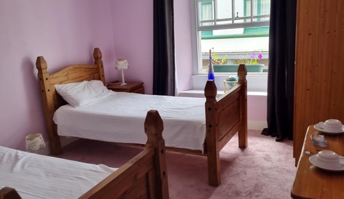 Twin Room, Shared Bathroom