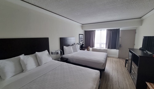 Room, 2 Queen Beds, Non Smoking