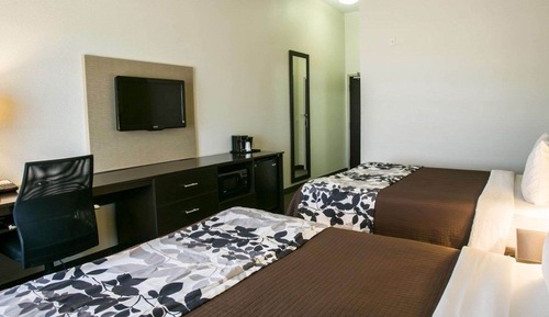 Standard Room, 2 Queen Beds, Non Smoking