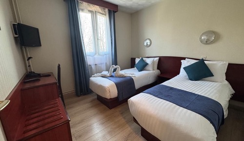Standard Twin Room