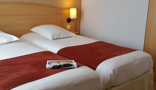 Family Room, 2 Bedrooms