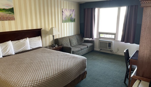 Standard Room, 1 King Bed