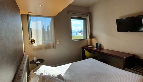 Comfort Room, 1 Queen Bed, Non Smoking