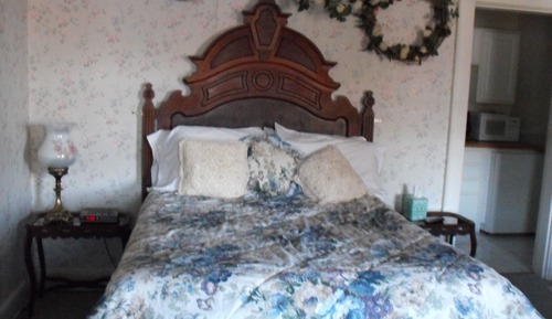 Deluxe Room, 1 Queen Bed, River View