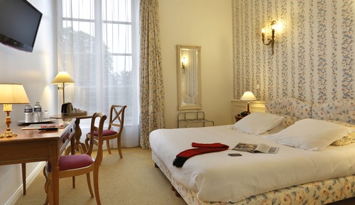 Room (Privilege Twin Room or King Size)