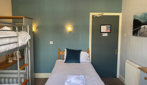 Triple Room, Shared Bathroom