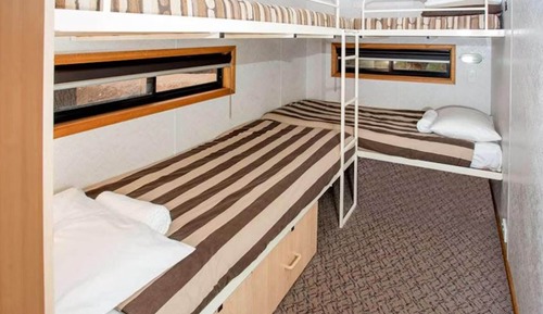 Economy 2 Bedroom Cabin - Sleeps 6