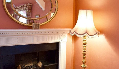 Deluxe Suite, Ensuite, Garden View (Red)