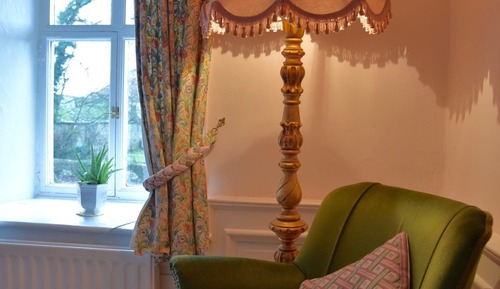 Superior Double Room, Ensuite, Garden View (Pink)