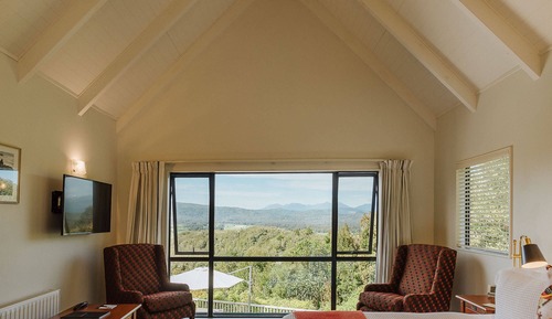 Korimako King or Twin Room